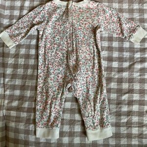 Floral sleep&play onesie